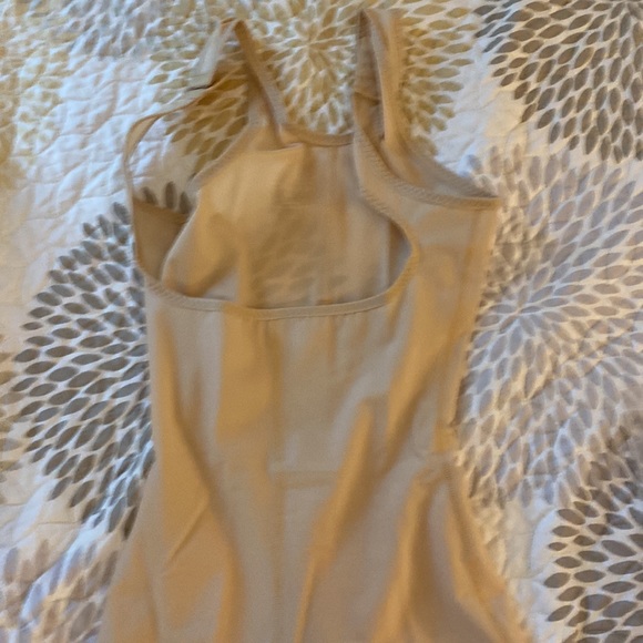 Shape wear - Picture 3 of 6